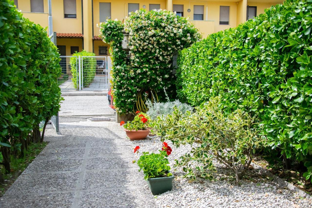 B&B Il Glicine Fiorito Venetië-Lido Buitenkant foto